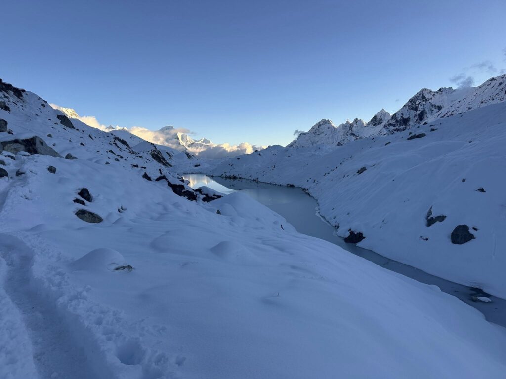Everest Three High Passes Trek 21 Days | Everest Circuit Trek Nepal