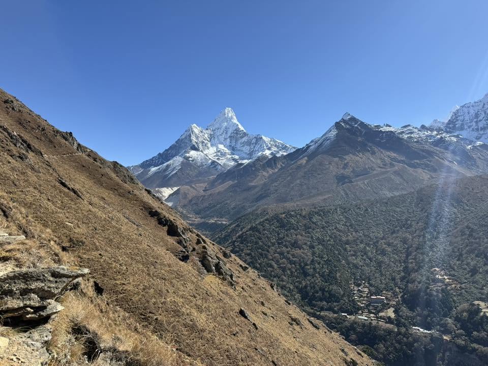 Lobuche Peak Climbing 20 Days | Lobuche East Peak Expedition Nepal
