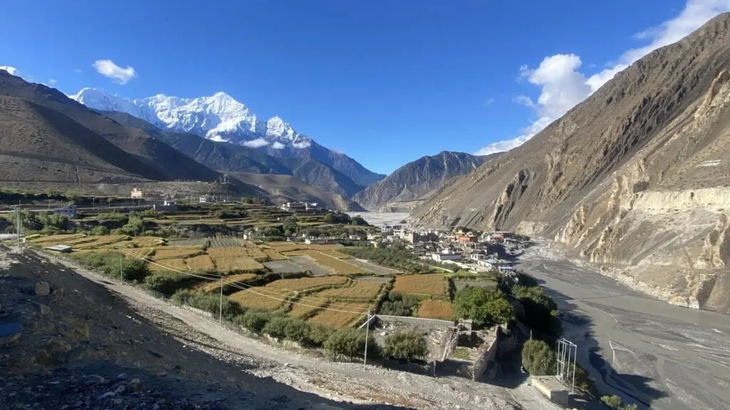 Upper Mustang Trek 18 Days | Lo Manthang Trek Nepal